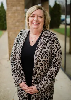 Sandy Fields, Partner